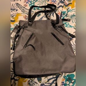 *NEW* Sherpani Convertible Tote